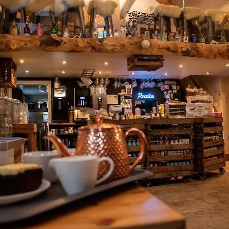 ファームステイ High Paradise Farm サースク