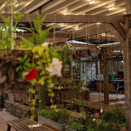 High Paradise Farm 서스크